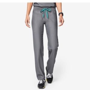 NWOT S Figs Livingston scrub pants graphite